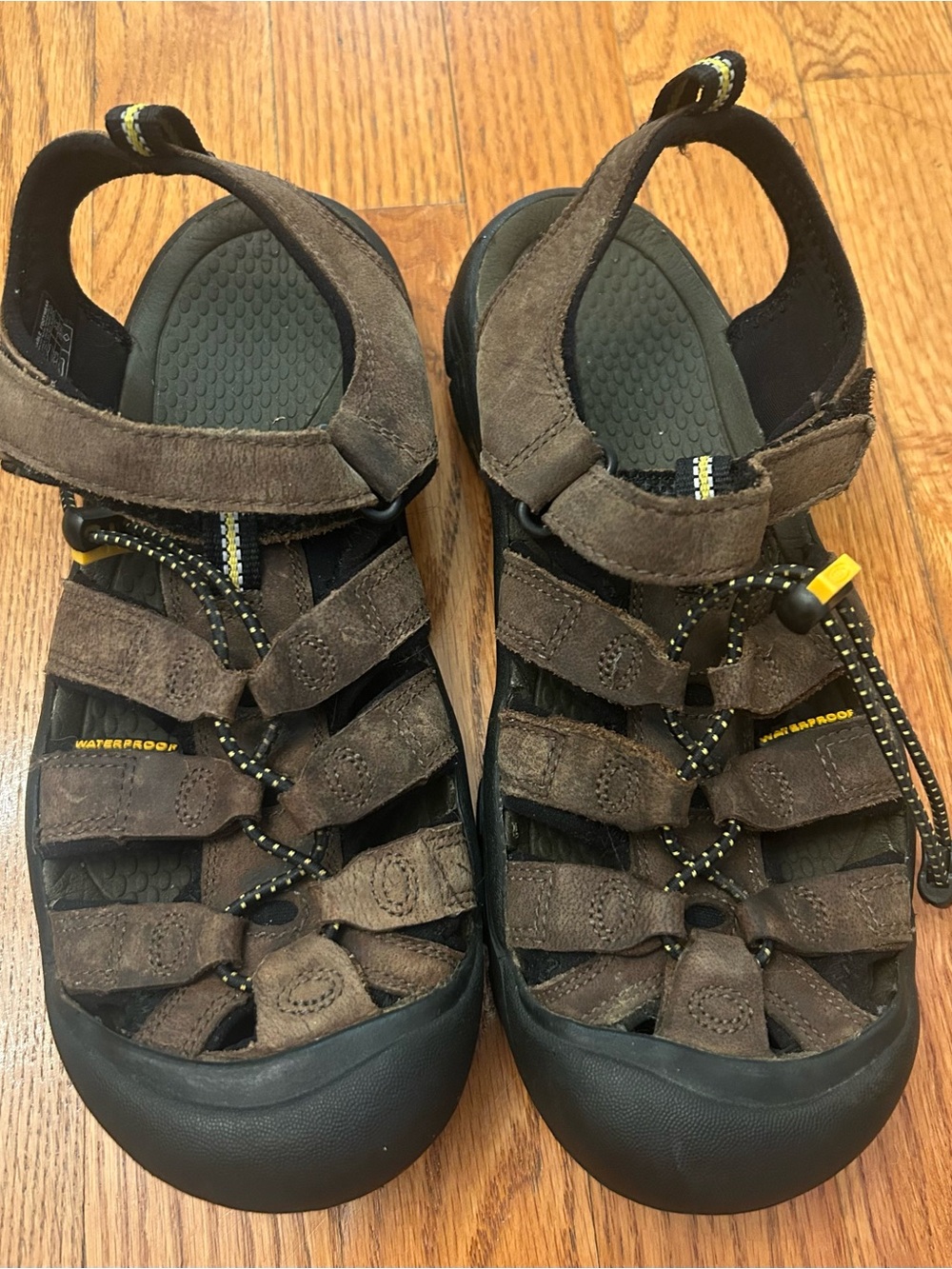 KEEN Men's Newport H2 Water Sandals Size 5